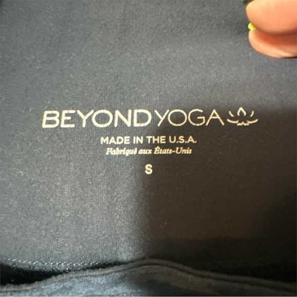EUC - Beyond Yoga Tri-Panel Spacedye High-Waisted Midi Leggings - size small - Picture 6 of 6